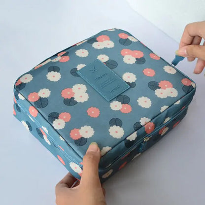 Compact Folding Beauty Bag